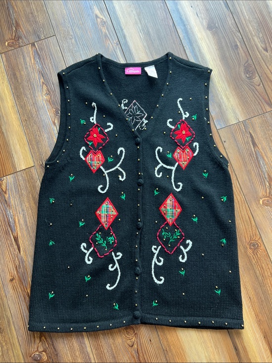 Pappagallo Sweaters - Pappagallo Black Knit Christmas Vest